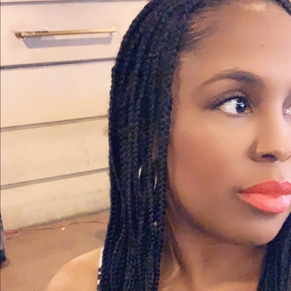 Meet your Posher, Princess - Picture 2 of 8